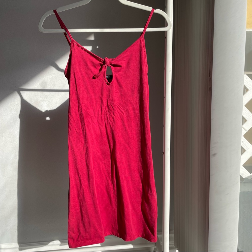 Forever 21 Cherry Red Keyhold Cutout Bodycon Mini Dress
